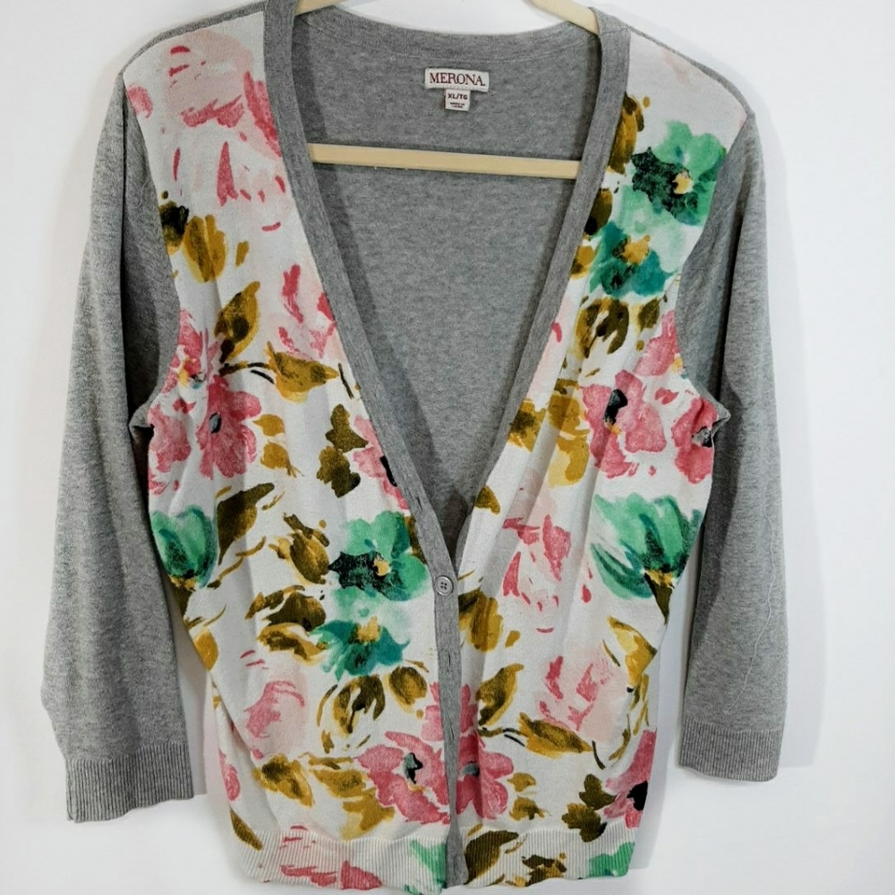 Floral cardigan      (262)